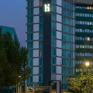 https://hi-hotel-bari.barihotels.org