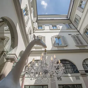 https://hotel-indigo-milan-corso-monforte.italymilanhotels.net