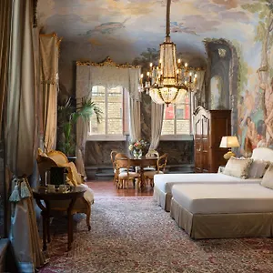 https://piazza-pitti-palace.it-tuscanyhotel.com