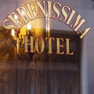 https://serenissima-venice-30124.hotelinveneto.com